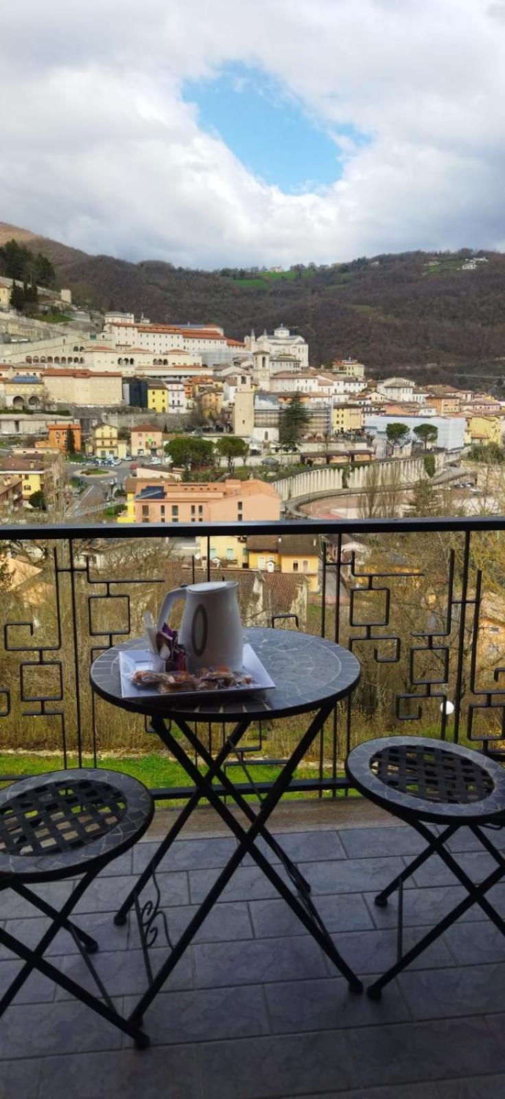 Hotel Villa Stella Каша Экстерьер фото