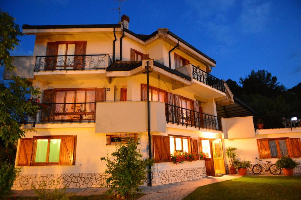 Hotel Villa Stella Каша Экстерьер фото